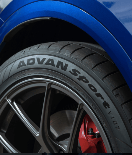 View Yokohama ADVAN Sport V107 tire
