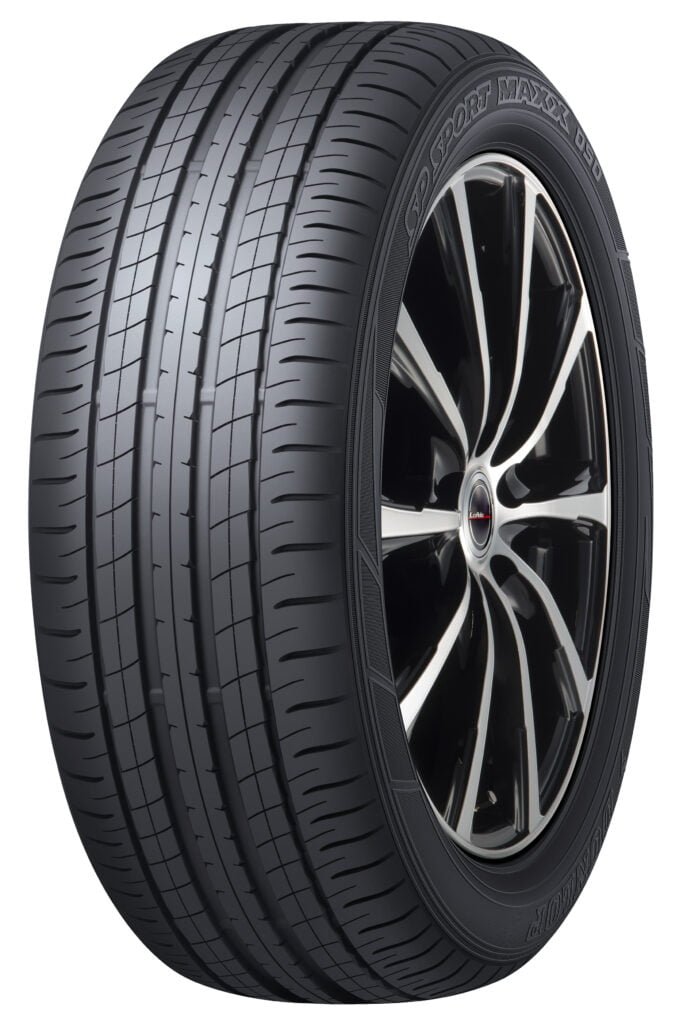 Vista de perfil de un neumático DUNLOP SP SPORT MAXX 050 para SUV