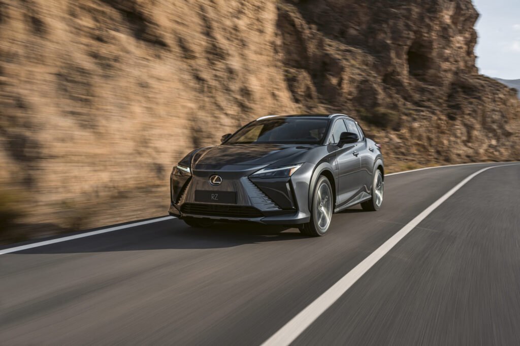 Yokohama OE en Lexus