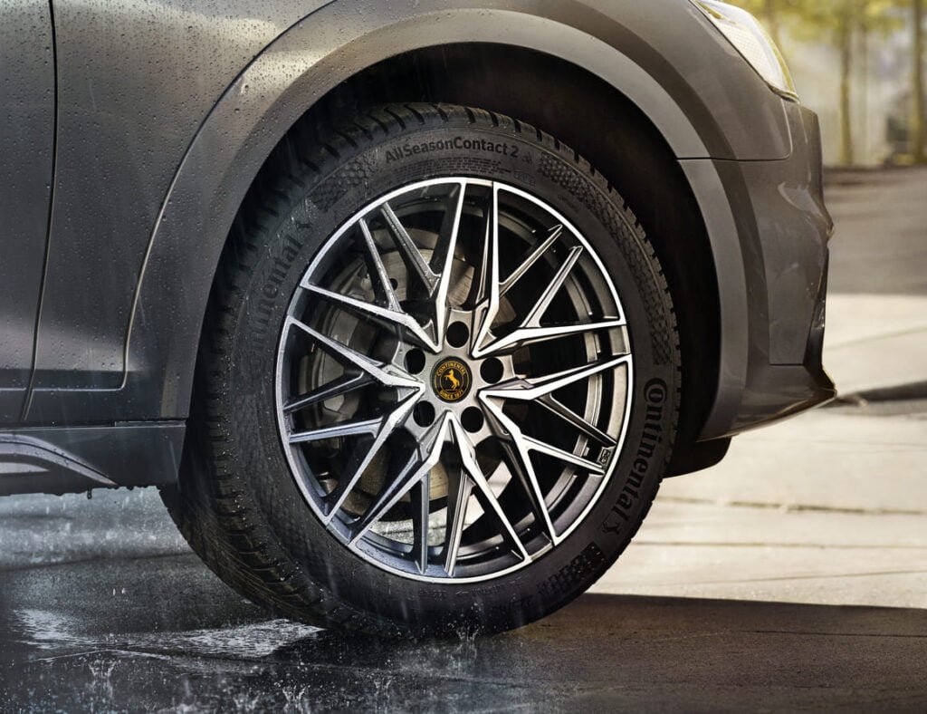 Nuevo Continental AllSeasonContact 2