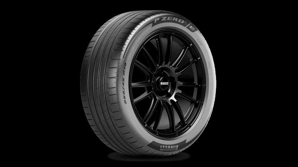 Vista del Nuevo Pirelli P Zero E