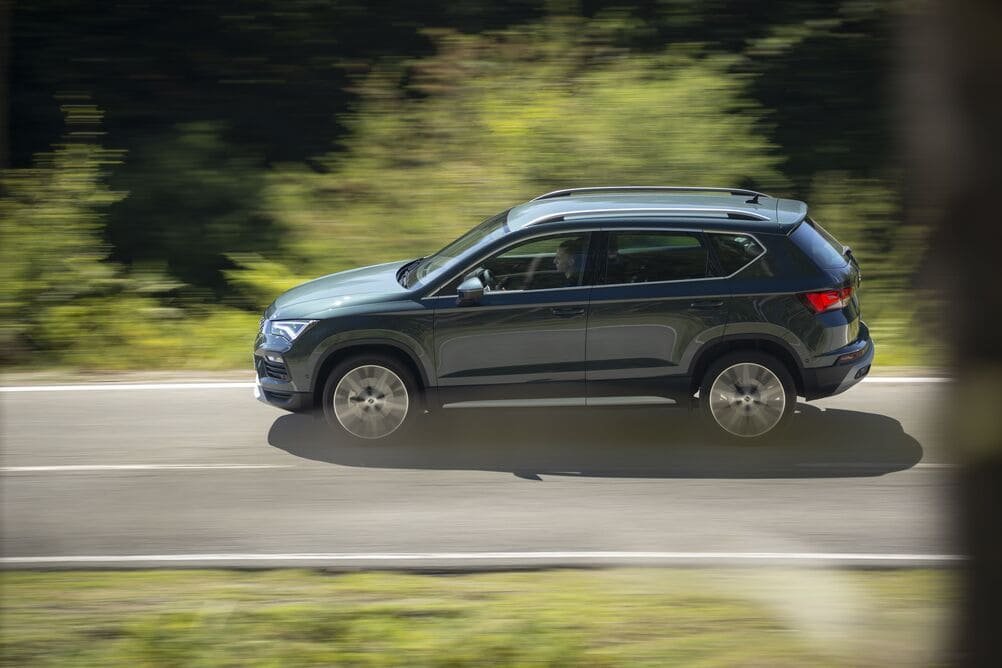 Vista de Seat Ateca en movimiento
