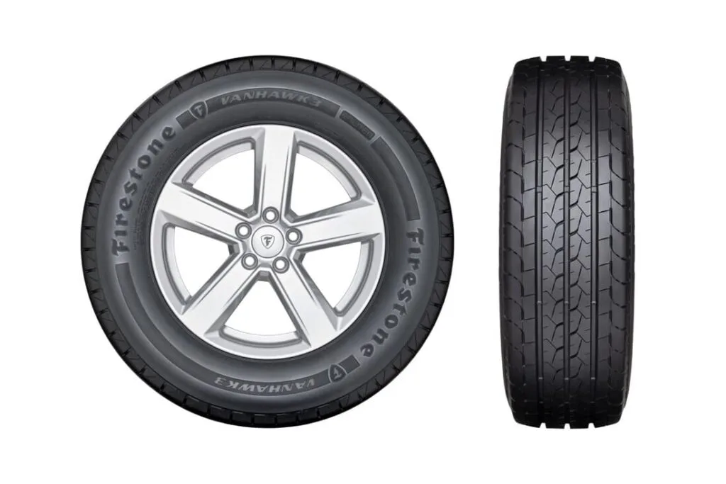 Vista de par del nuevo neumatico Firestone Vanhawk 3 -