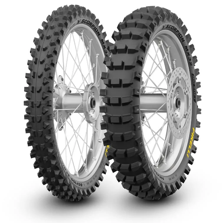 Pirelli SCORPION MX32 MID SOFT: 